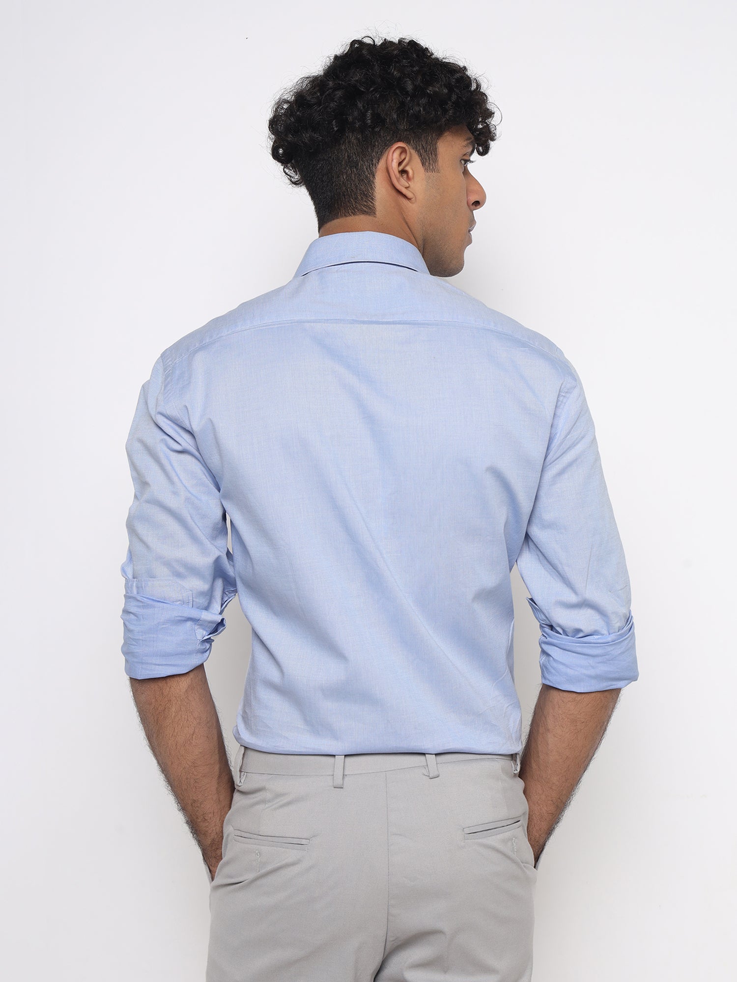 THE SKY BLUE CLASSIC SHIRT