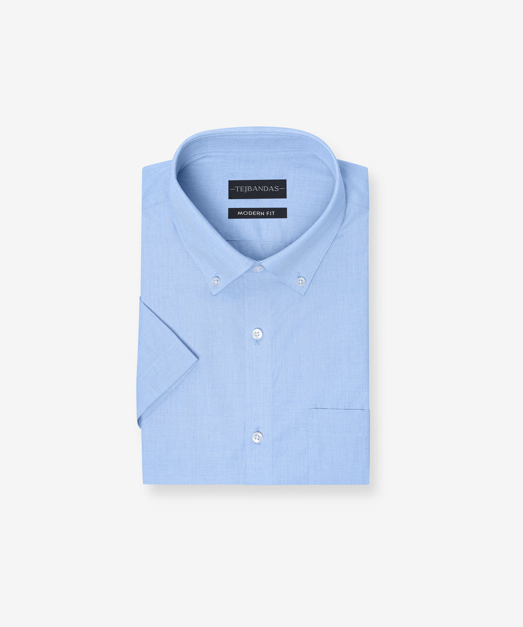 THE LIGHT BLUE BUTTON-DOWN SHIRT