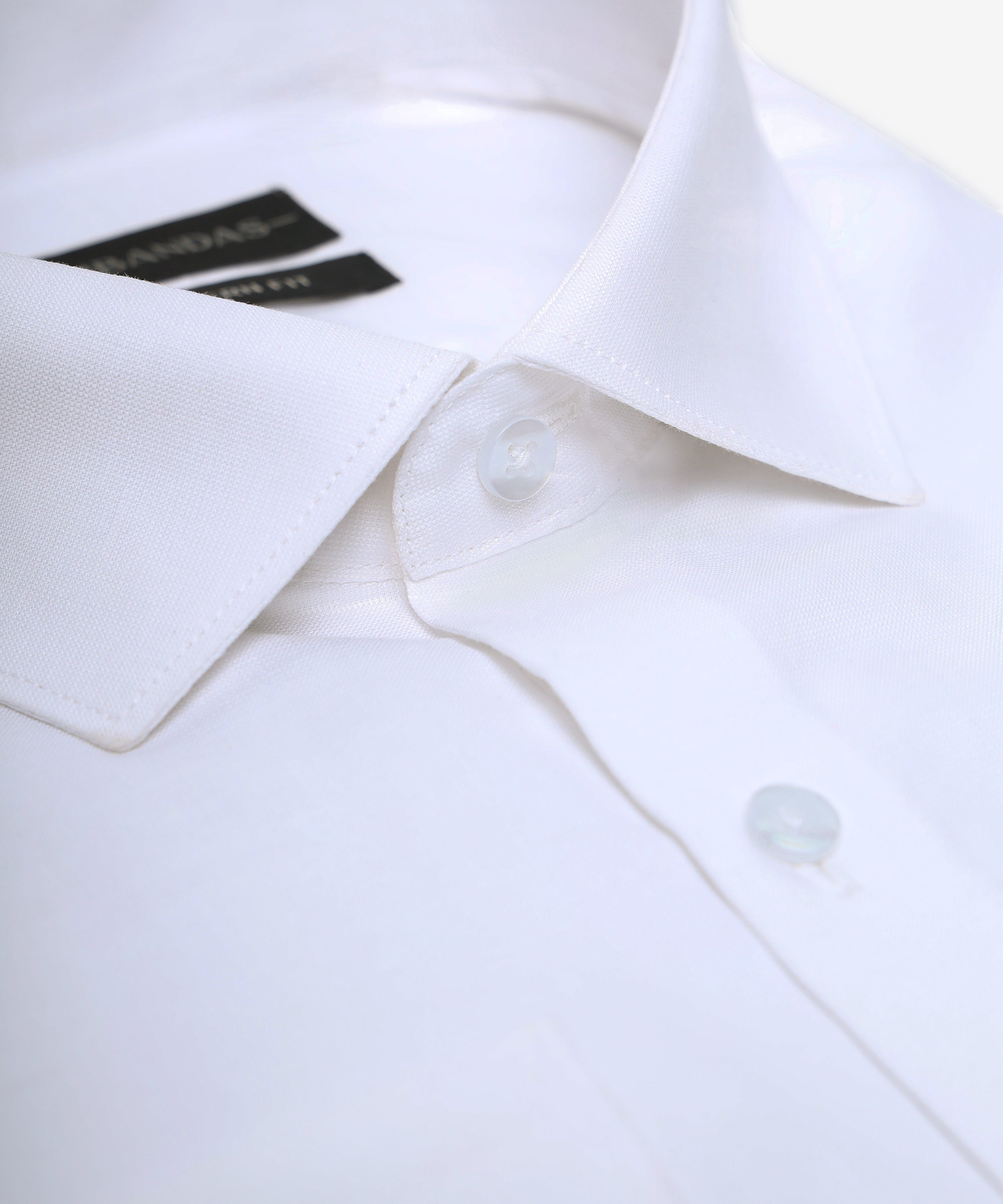 THE PURE WHITE SHIRT