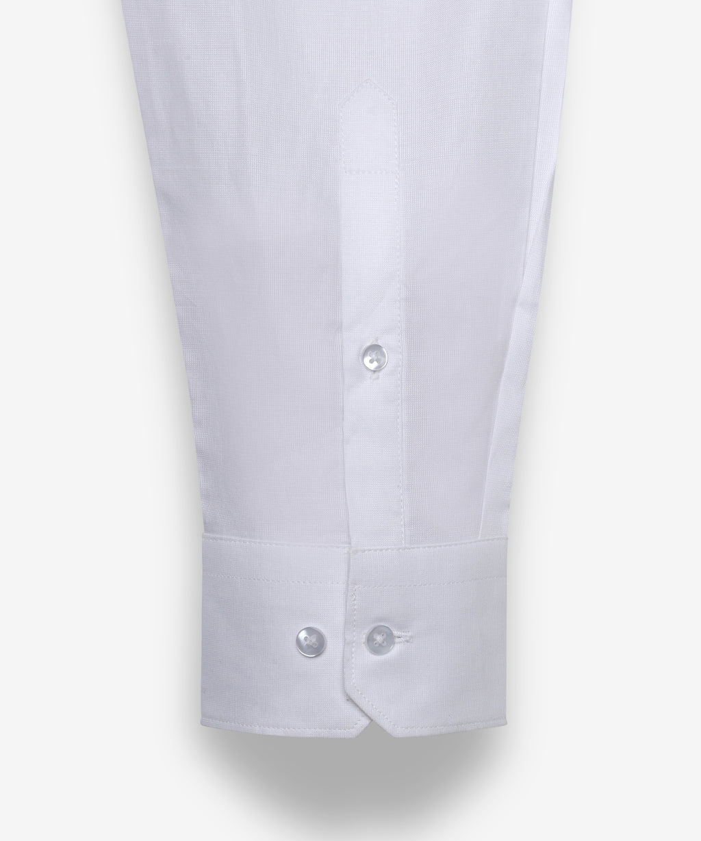 THE PURE WHITE SHIRT